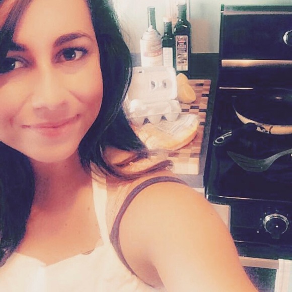 Meet Your Posher Annabelle! - Picture 11 of 11